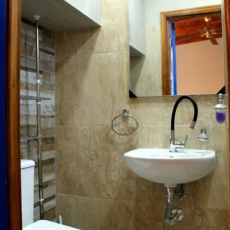 Apartment Mzee Aleko Studio *